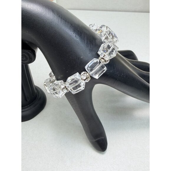 Swarovski Swan Signed Crystal Bracelet Elegant Sparkle Sz 6.5 - Picture 3 of 5
